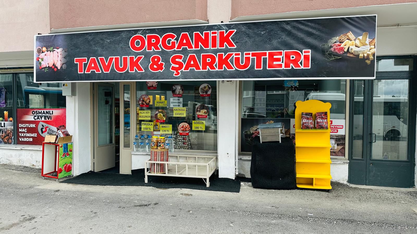 KAYAKYOLU'NDA DEVREN KİRALIK ŞARKÜTERİ